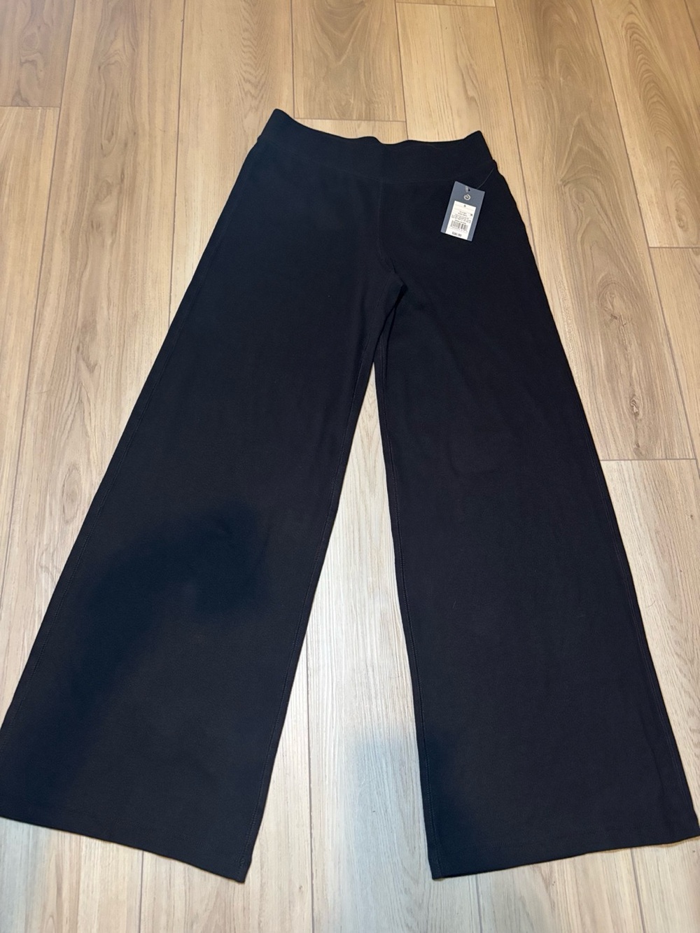 Universal Thread Black Wide-Leg Knit Pants